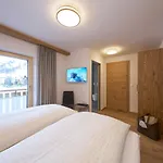 Aparthotel Grischuna