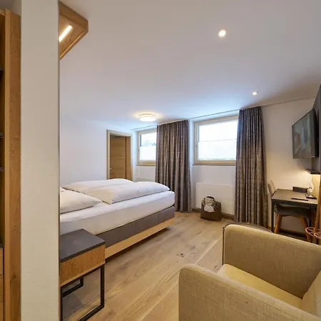 Grischuna Apart Otel Samnaun