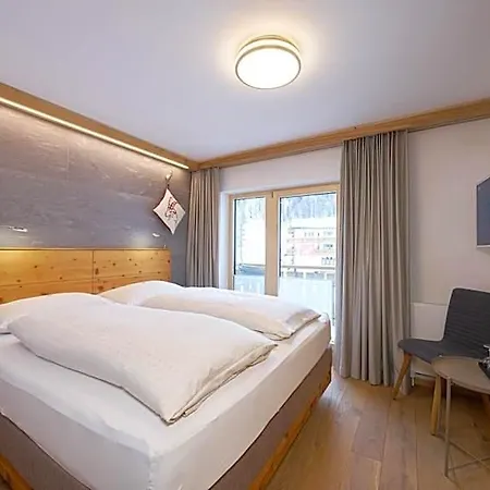 Aparthotel Grischuna