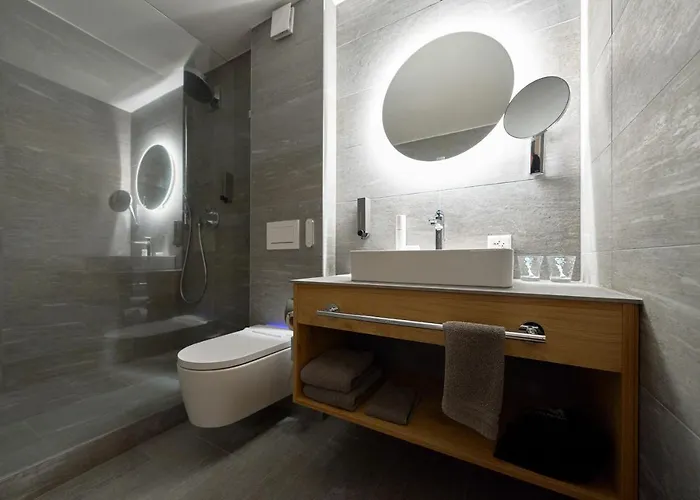 Grischuna Aparthotel 4*