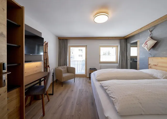 Grischuna Hotel apartamentowy