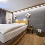 Grischuna Lejlighedshotel