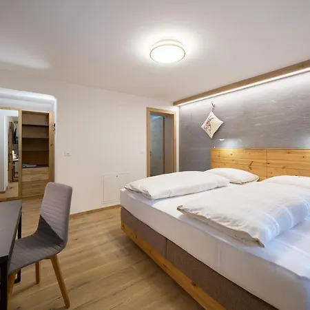 Grischuna זאמנאון