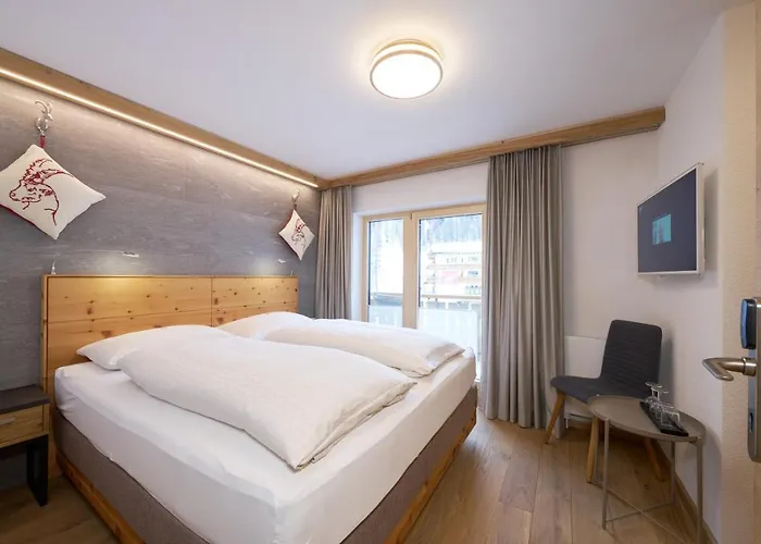 Grischuna Apartahotel 4*