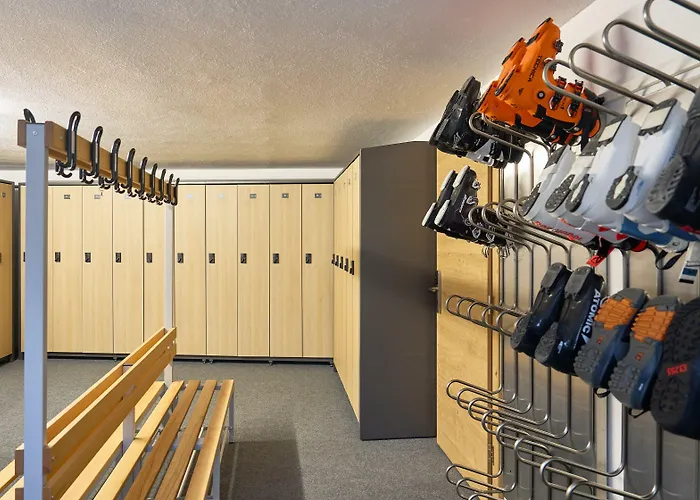 Apartahotel Grischuna 4*