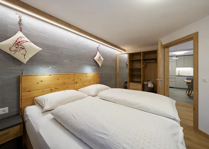 Apart-hotel Grischuna 4*