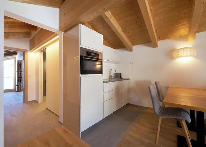 Grischuna Apart-hotel 4*