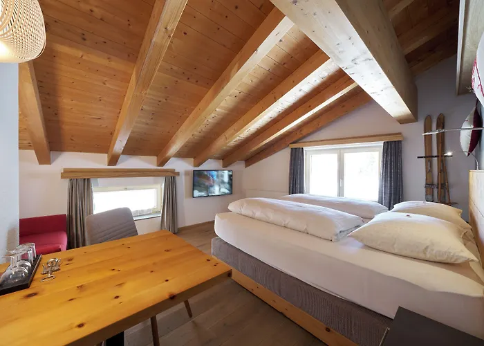 Grischuna Apart-hotel 4*