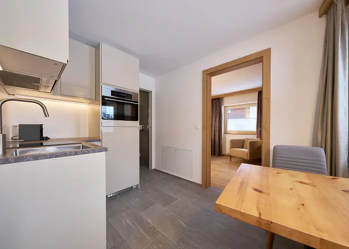 Grischuna Apart-hotel 4*